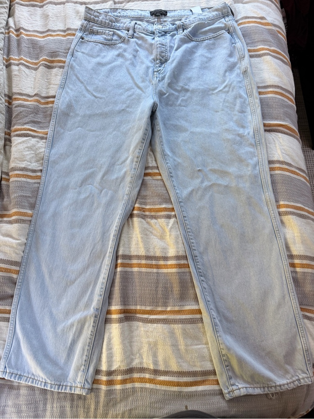 Banana Republic Light Wash Straight Leg Jeans Women’s Size 33/16